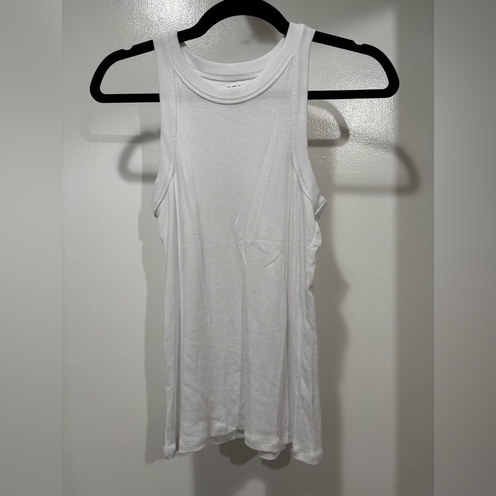 Easy Standard Women's White Ribbed Tank Top - Classic Crew Neck